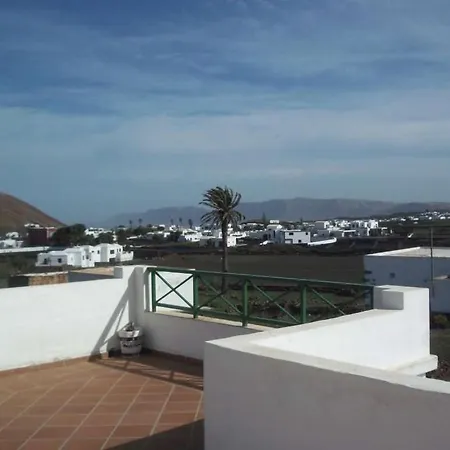 Sleeps 7 Wifi Villa