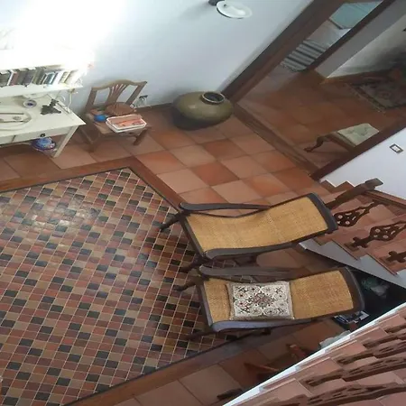 Sleeps 7 Wifi Villa *